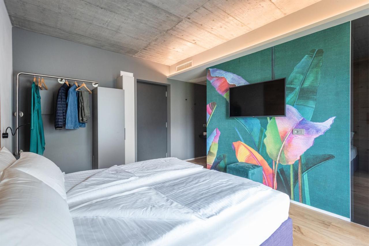 Bed and Breakfast Oleeva Garda Living - Adults Only à Riva del Garda Extérieur photo
