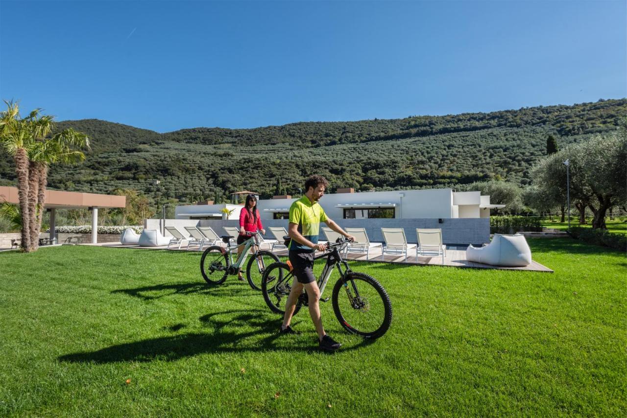 Bed and Breakfast Oleeva Garda Living - Adults Only à Riva del Garda Extérieur photo
