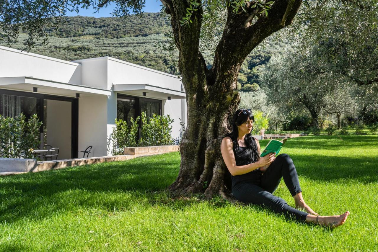 Bed and Breakfast Oleeva Garda Living - Adults Only à Riva del Garda Extérieur photo