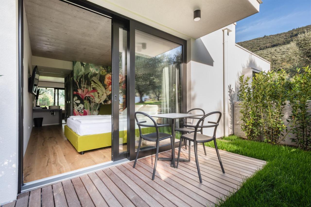 Bed and Breakfast Oleeva Garda Living - Adults Only à Riva del Garda Extérieur photo